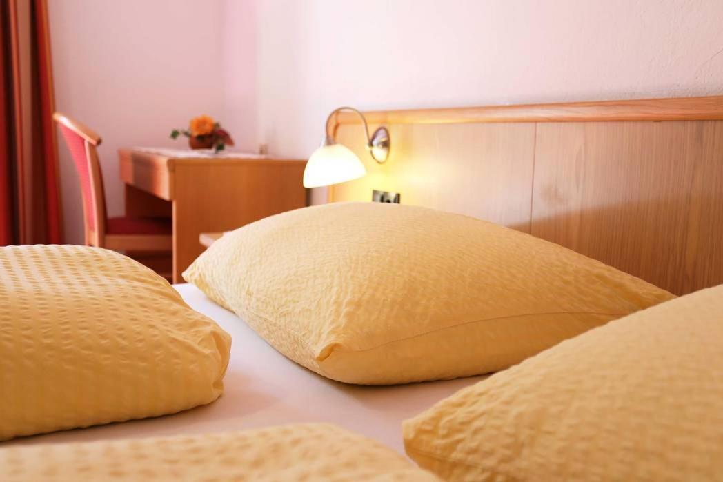Gasthof Albergo Neuwirt Val di Vizze Luaran gambar